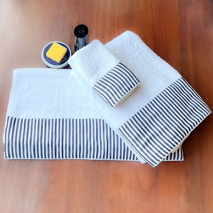 TELA Shiny Navy Stripes 

Hand/ Medium Towel