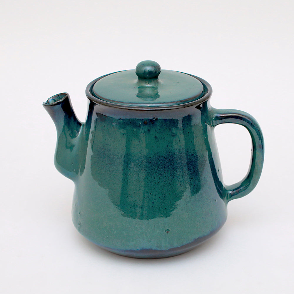 London Tea Pot - Pottery