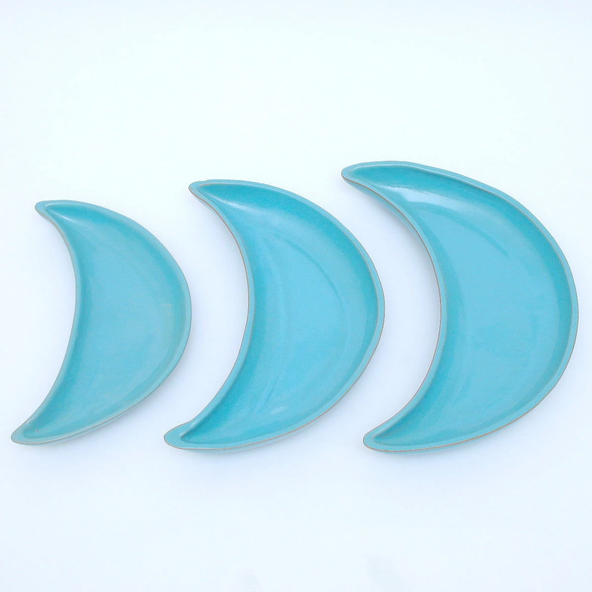Crescent Plate Set of 3